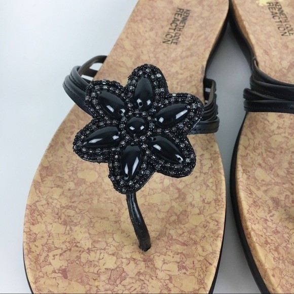 Kenneth Cole Women Glam In Bloom Black Beaded Flower Summer Sandals Flip Flops 8 - Picture 4 of 9